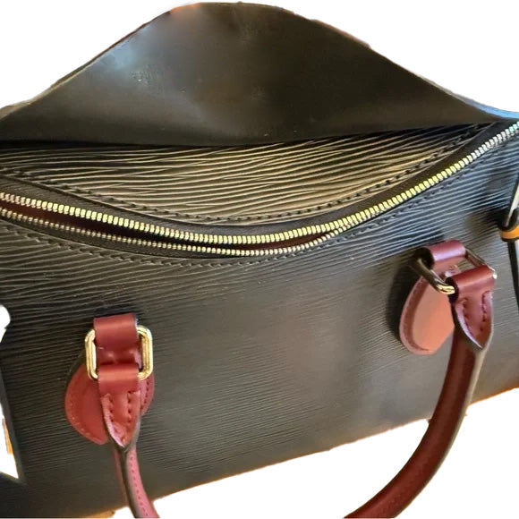 Louis Vuitton Tuileries Tote Epi Handbag Pristine Condition.