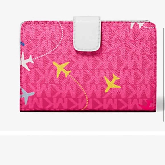 MK Jet Set Travel Medium Printed Sig. Logo. Bi-Fold Wallet Dragonfruit NWT