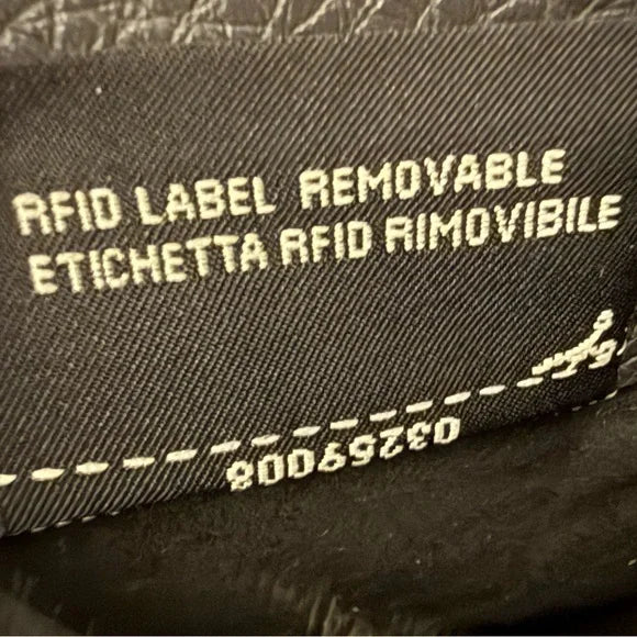 Fendi Continental Cuoio Romano Leather Long Wallet Excellent Condition Box & COA