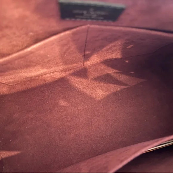 Louis Vuitton Tuileries Tote Epi Handbag Pristine Condition.