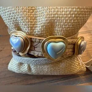 SAACHI Leather Heart Charm Bracelet.